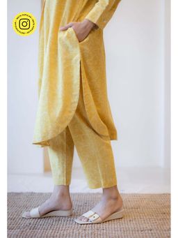 The Indian Ethnic Co. - Hand Block Printed Slub Cotton Narrow Pant