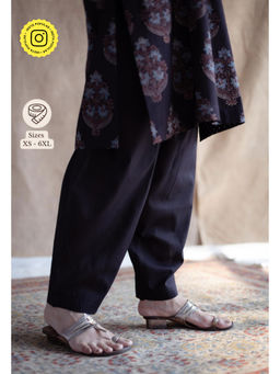 The Indian Ethnic Co. - Black Solid Slub Cotton Afghan Pant