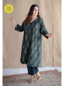 The Indian Ethnic Co. - Green A-Line Ajrakh Hand block Printed Cotton Kurta