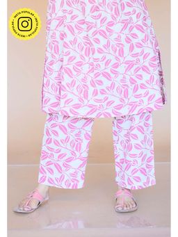 The Indian Ethnic Co. - Pink Hand Block Printed Slub Cotton Straight Pant