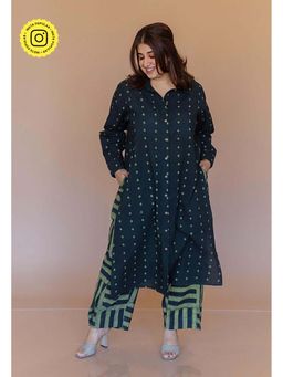 The Indian Ethnic Co. - Anya Green Dabu Cotton Anti-Fit Kurta