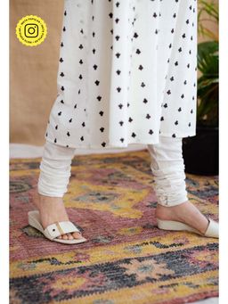 The Indian Ethnic Co. - Avira Cotton Churidar