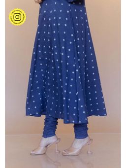 The Indian Ethnic Co. - Miral Blue Solid Slub Cotton Churidar