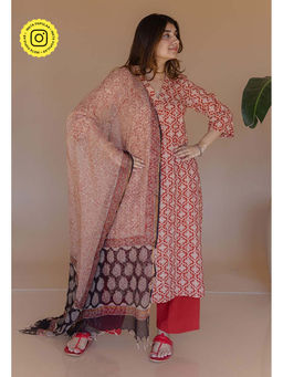 The Indian Ethnic Co. - Avika Red Bagru Cotton Straight Kurta
