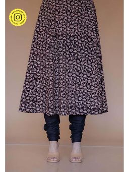 The Indian Ethnic Co. - Miral Black Solid Slub Cotton Churidar