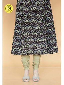 The Indian Ethnic Co. - Miral Green Solid Slub Cotton Churidar