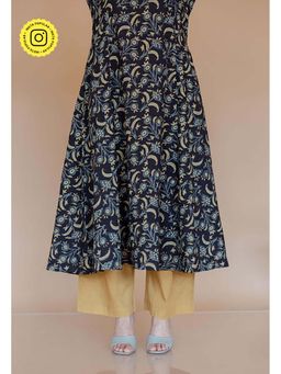 The Indian Ethnic Co. - Yami Yellow Solid Slub Cotton Palazzo