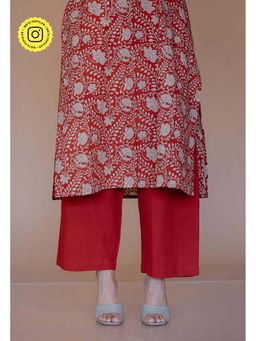 The Indian Ethnic Co. - Yashi Red Solid Slub Cotton Straight Pant