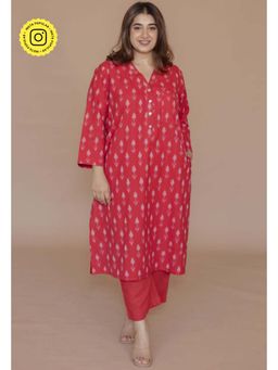 The Indian Ethnic Co. - Rusha Red Handloom Ikkat Cotton Straight Kurta