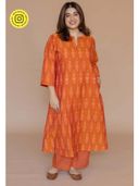 Orange color option, Currently selected