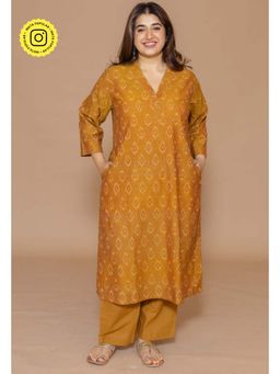 The Indian Ethnic Co. - Avika Yellow Handloom Ikkat Cotton Straight Kurta