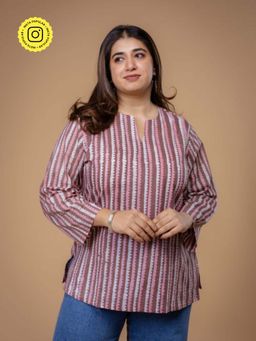 The Indian Ethnic Co. - Navya Multi Fakira Cotton Straight Short Kurti