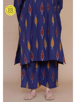 The Indian Ethnic Co. - Yashi Blue Handloom Ikkat Cotton Straight Pant