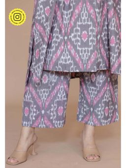 The Indian Ethnic Co. - Yashi Multi Handloom Ikkat Cotton Straight Pant