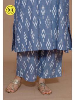 The Indian Ethnic Co. - Yashi Blue Handloom Ikkat Cotton Straight Pant