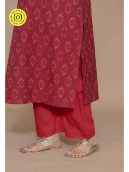 The Indian Ethnic Co. - Yashi Red Solid Cotton Flex Straight Pant