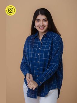 The Indian Ethnic Co. - Ruhi Blue Dabu Slub Cotton Straight Shirt