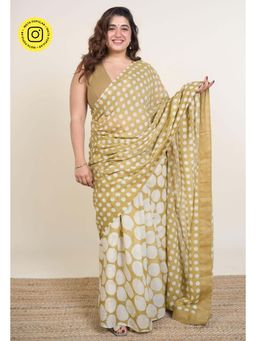 The Indian Ethnic Co. - Iram Khaki Batik Hand Block Print Mul Cotton Saree Without Blouse