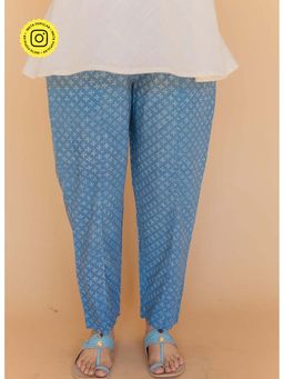 The Indian Ethnic Co. - Blue Pure Cotton Geometric Pant