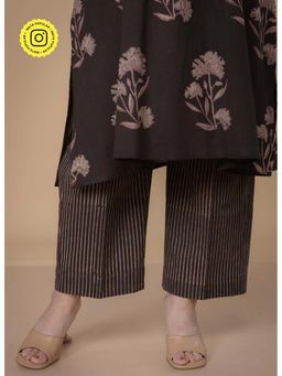The Indian Ethnic Co. - Grey Cotton Slub Stripes Pant
