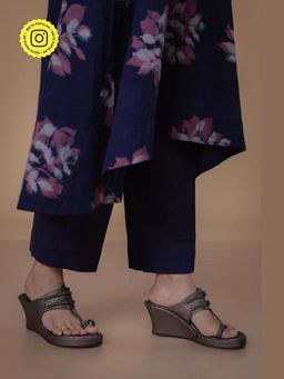 The Indian Ethnic Co. - Navy Blue Cotton Slub Solid Pant