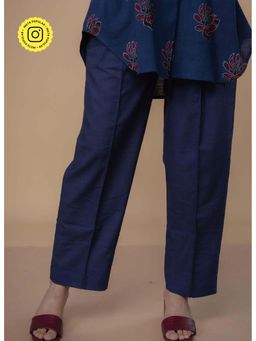 The Indian Ethnic Co. - Navy Blue Cotton Slub Solid Pant