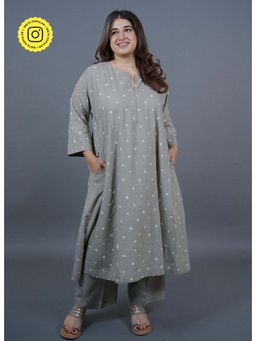 The Indian Ethnic Co. - Atika Grey Bandhani Cotton Jhabbha Kali Kurta