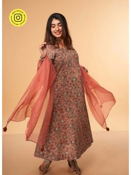 The Indian Ethnic Co. - Huma Peach Kalamkari Cotton Kali Kurta