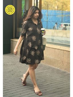 The Indian Ethnic Co. - Srisha Brown Dabu Slub Cotton A Line Knee Length Dress