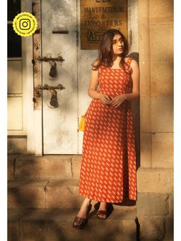 The Indian Ethnic Co. - Shanaya Orange Dabu Slub Cotton A Line Maxi Dress