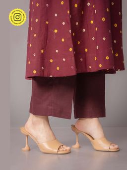 The Indian Ethnic Co. - Yashi Red Solid Slub Cotton Straight Pant