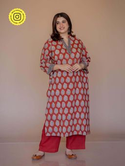 The Indian Ethnic Co. - Dia Red Bagru Cotton Straight Kurta