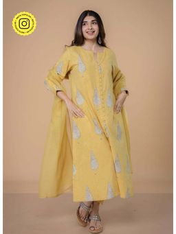 The Indian Ethnic Co. - Ruchi Yellow Dabu Slub Cotton Straight Kurta