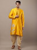 Gold color option, Currently selected