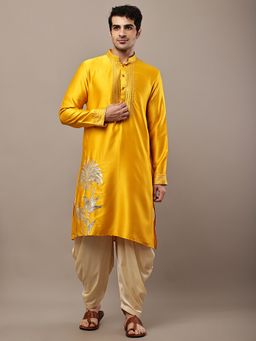 MULTI SHADES - Gold Regular Embroidered Kurta