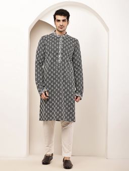MULTI SHADES - Black Regular Thread Work Embellished Kurta