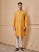 Yellow color option, Currently selected