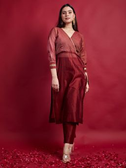 Vinusto - Maroon High Slit Chanderi Kurta with Pant (Set of 2)
