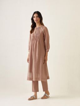 Vinusto - Taupe Chanderi Raglan Sleeve Kurta with Pant and Slip (Set of 3)