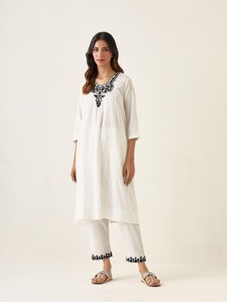 Vinusto - White Cotton Embroidered A-Line Paneled Kurta and Pant (Set of 2)