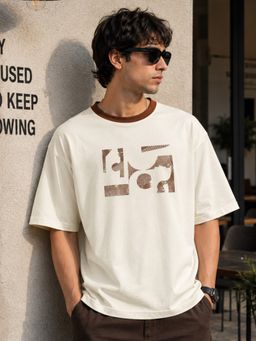 MANIAC - Men Abstract Printed Round Neck Cream T-Shirt