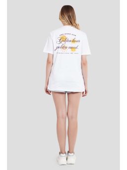 UNDERRATED CLUB - Cafe White Boyfriend Fit T-Shirt Women