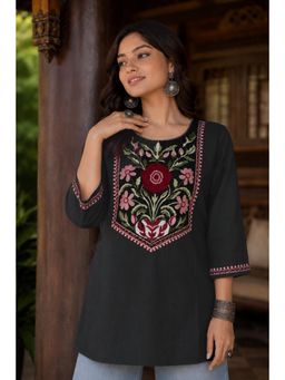 VAIRAGEE - Women'S Black Floral Embroidered Straight Short Kurti