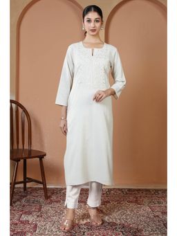 Cotton Culture - Off White Cotton Embroidered Straight Kurta