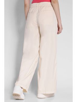 American Eagle - Women Blended Fabric Solid Regular Fit Cream Trouser