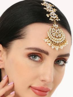 OOMPH - Gold Tone Kundan & Pearls Lotus Design Large Wedding Maangtikka