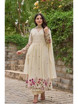Tankori - Cream Floral Chanderi Silk Kurta with Pant and Dupatta