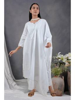 Zuri - White Embroidered Cotton Kurta with Pant and Dupatta