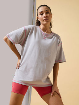 CULT - Sportswear Essential Oversized T-Shirt