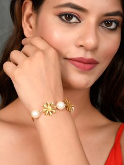 Silvermerc Designs - Gold Plated Handcrafted Pearl Beads Chain Bracelet